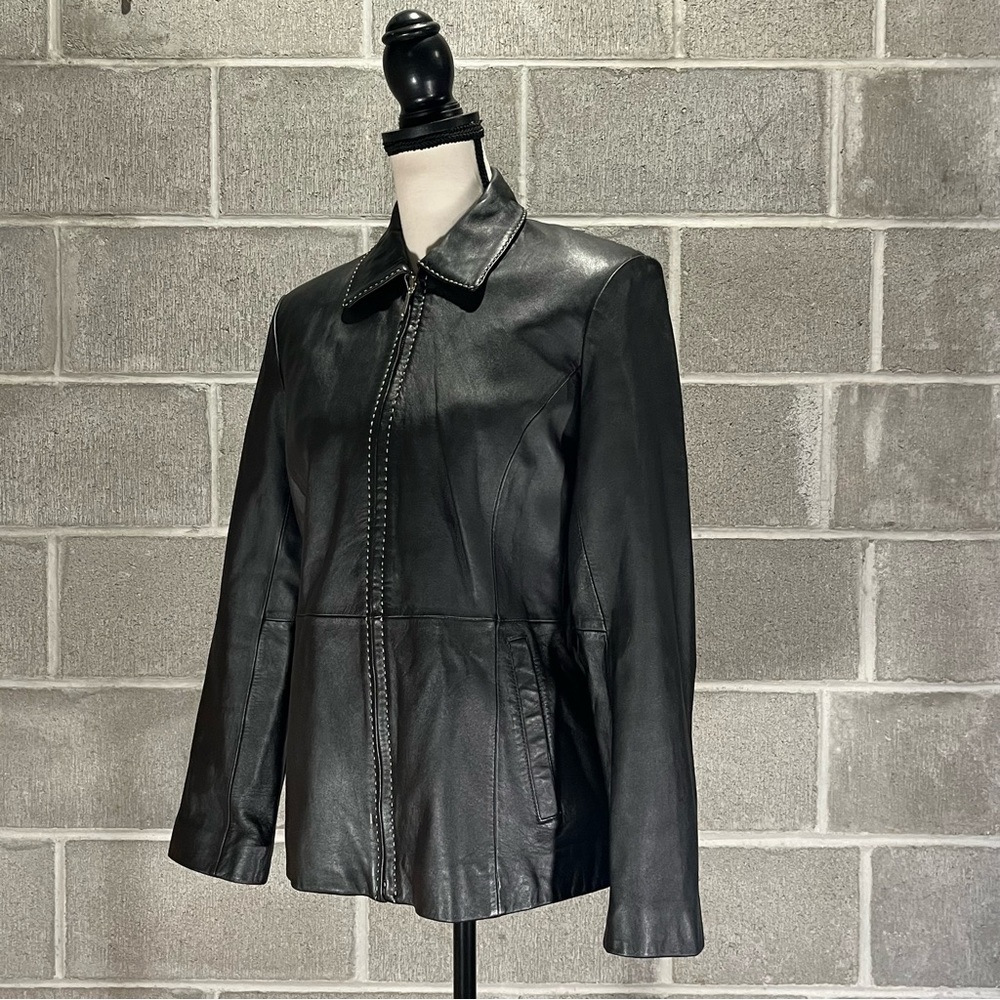 Women’s Modern Essentials leather jacket. - Picture 5 of 13